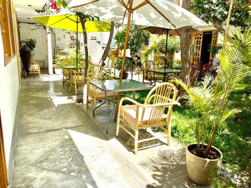 Готель Garden House Іка Екстер'єр фото