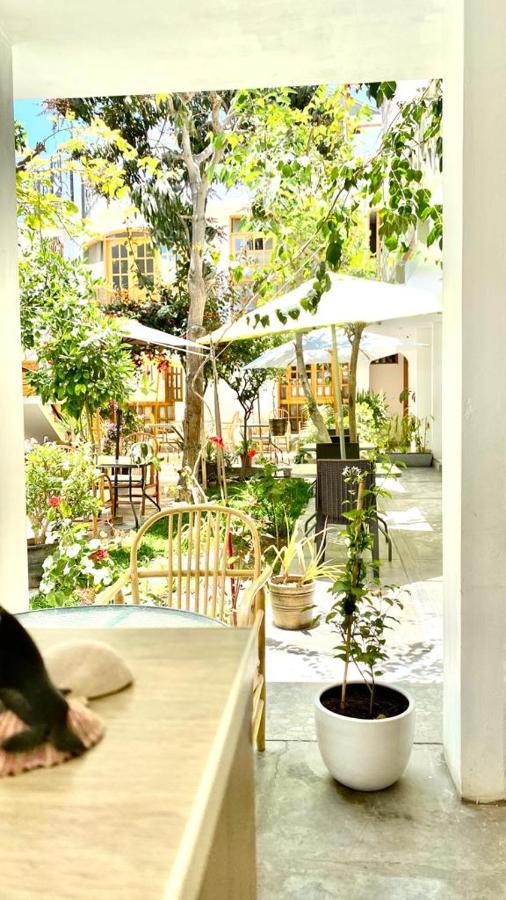 Готель Garden House Іка Екстер'єр фото